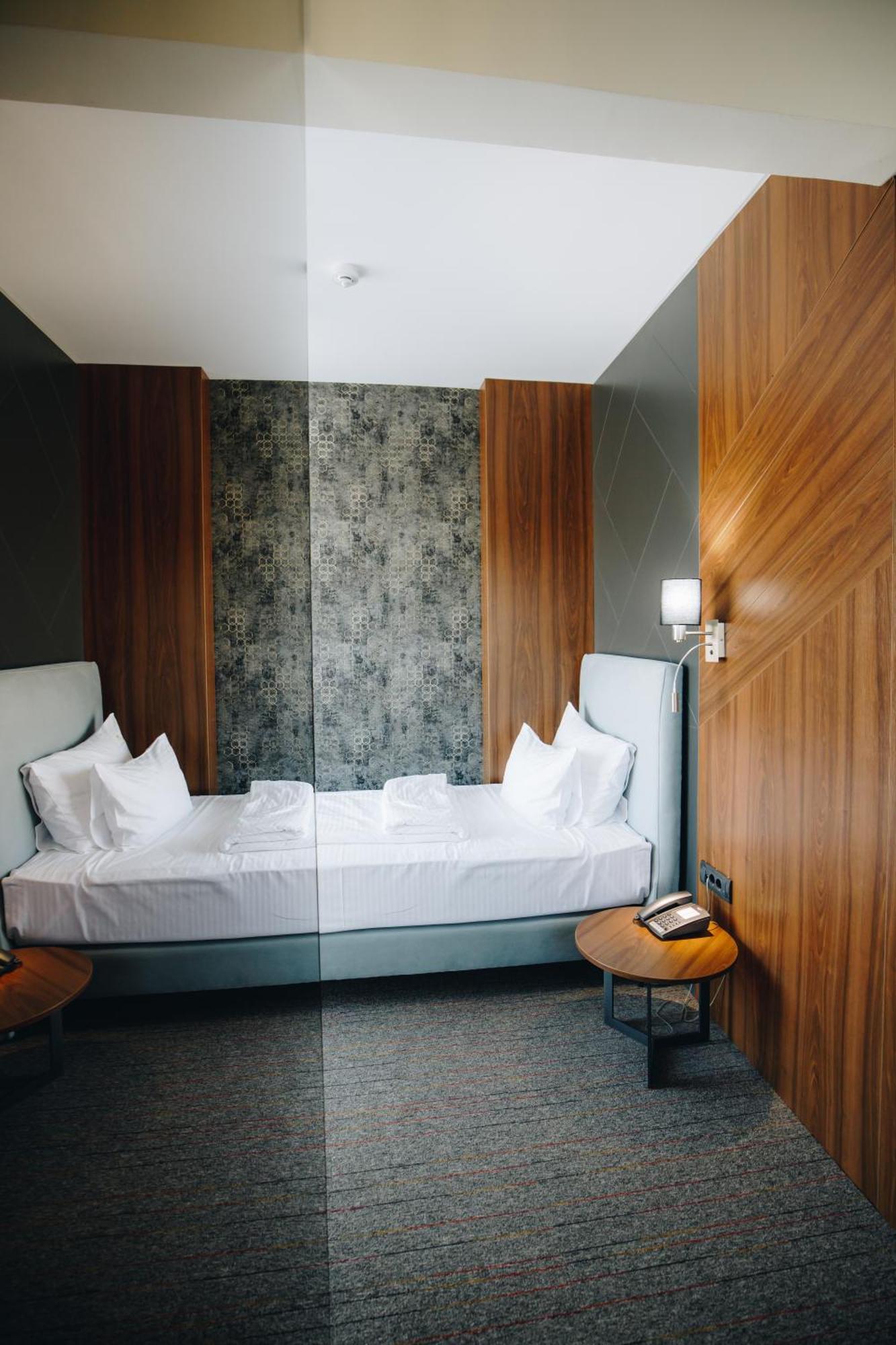 Garni Hotel Radovic كراغوييفاك المظهر الخارجي الصورة