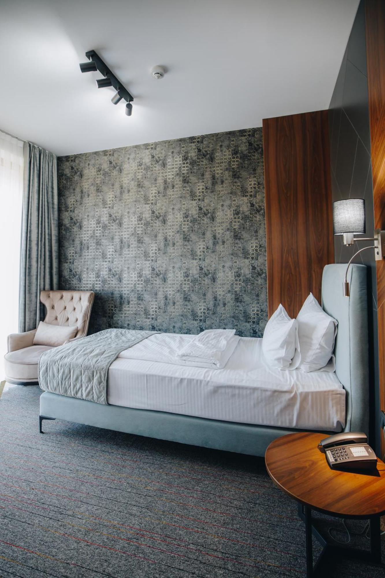 Garni Hotel Radovic كراغوييفاك المظهر الخارجي الصورة