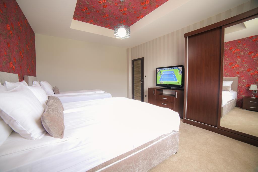 Garni Hotel Radovic كراغوييفاك المظهر الخارجي الصورة