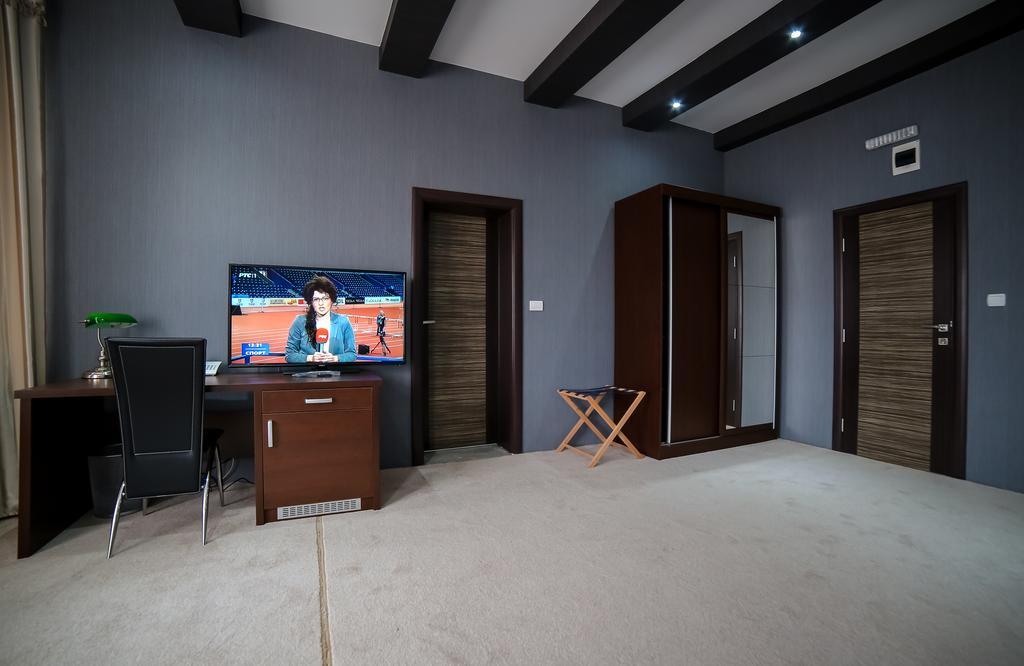 Garni Hotel Radovic كراغوييفاك المظهر الخارجي الصورة