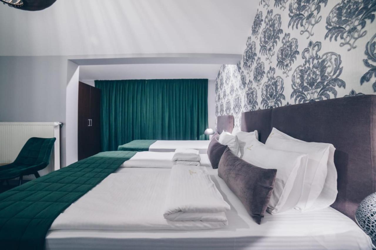Garni Hotel Radovic كراغوييفاك المظهر الخارجي الصورة